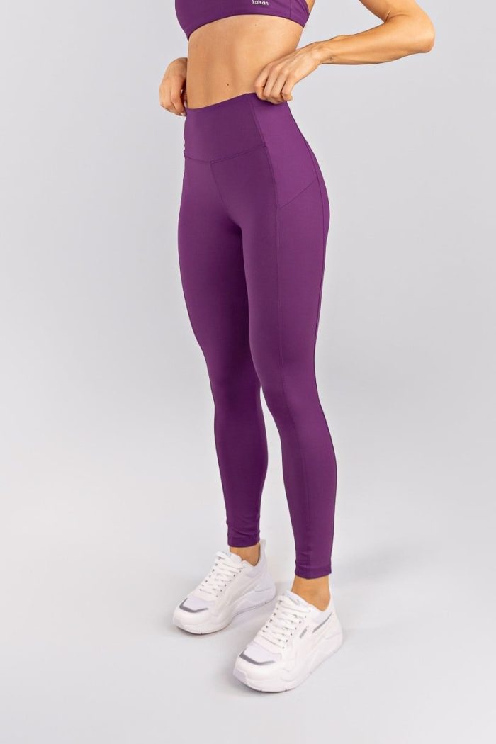 Pantalón tipo legging con bolsillos y recortes (Amatista) - Imagen 1